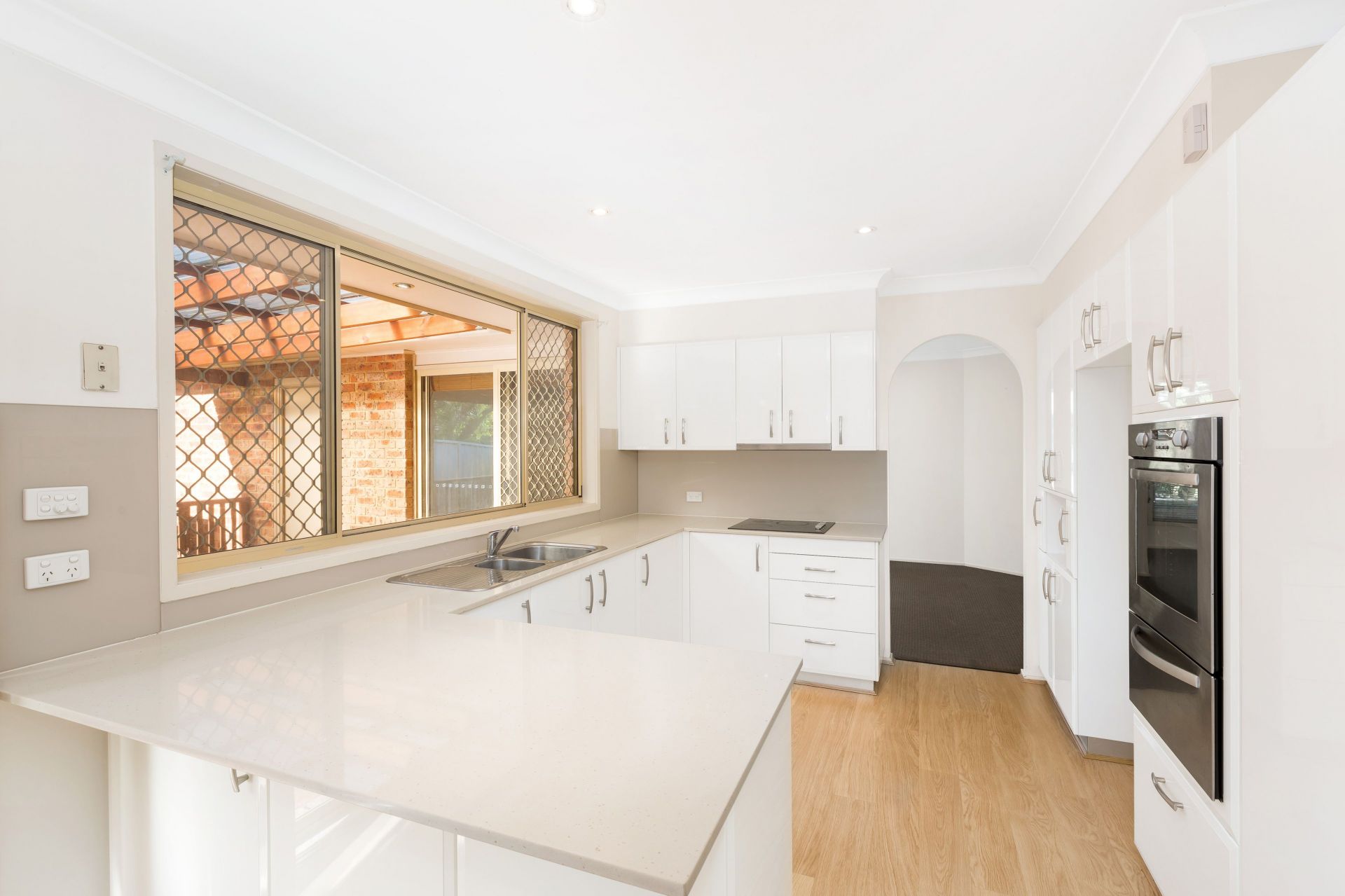 1 Bulwarra Street, CARINGBAH SOUTH, Caringbah South - Thumbnail 3