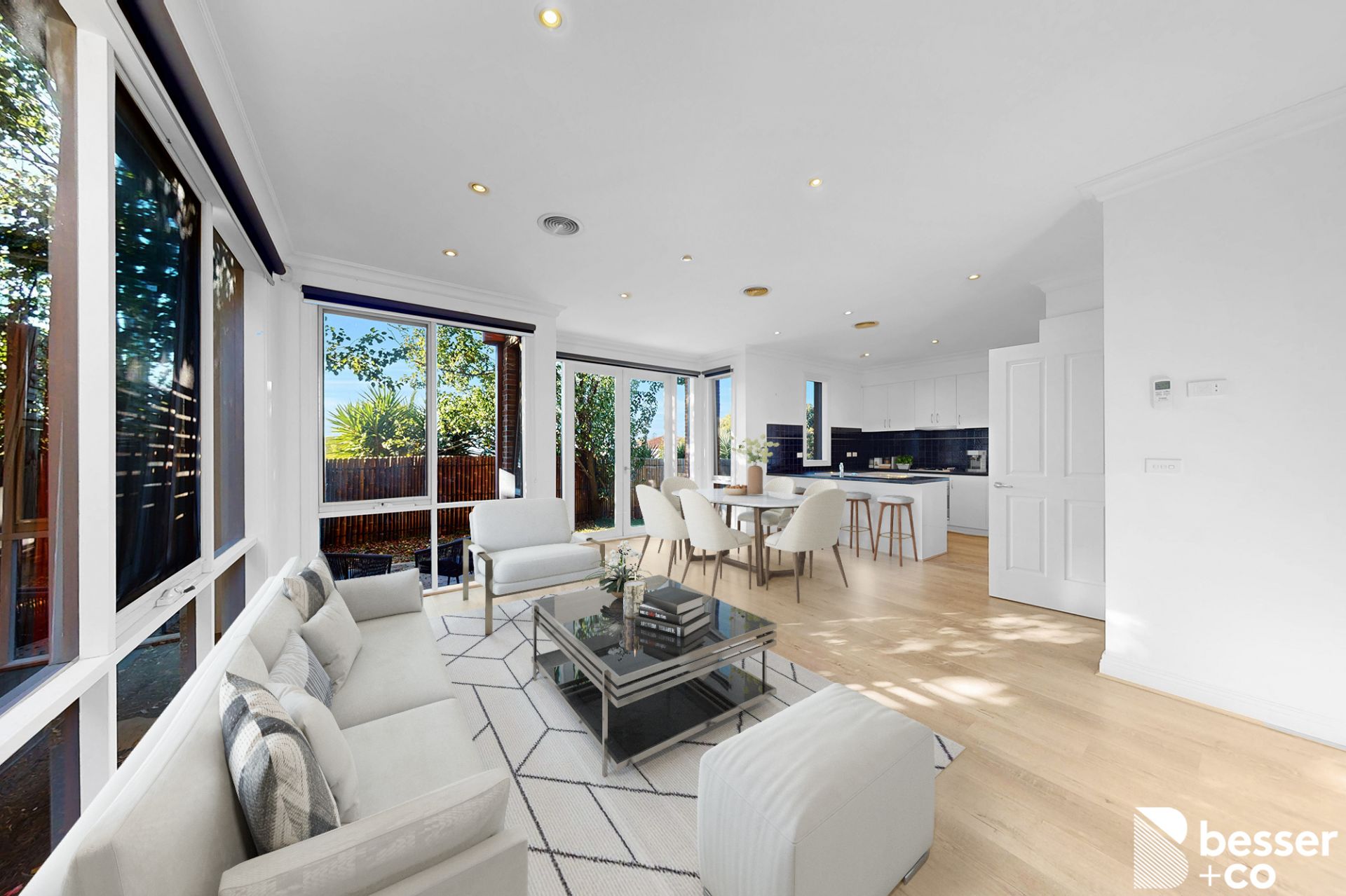 2/16 Nathan Grove, Caulfield South - Thumbnail 2