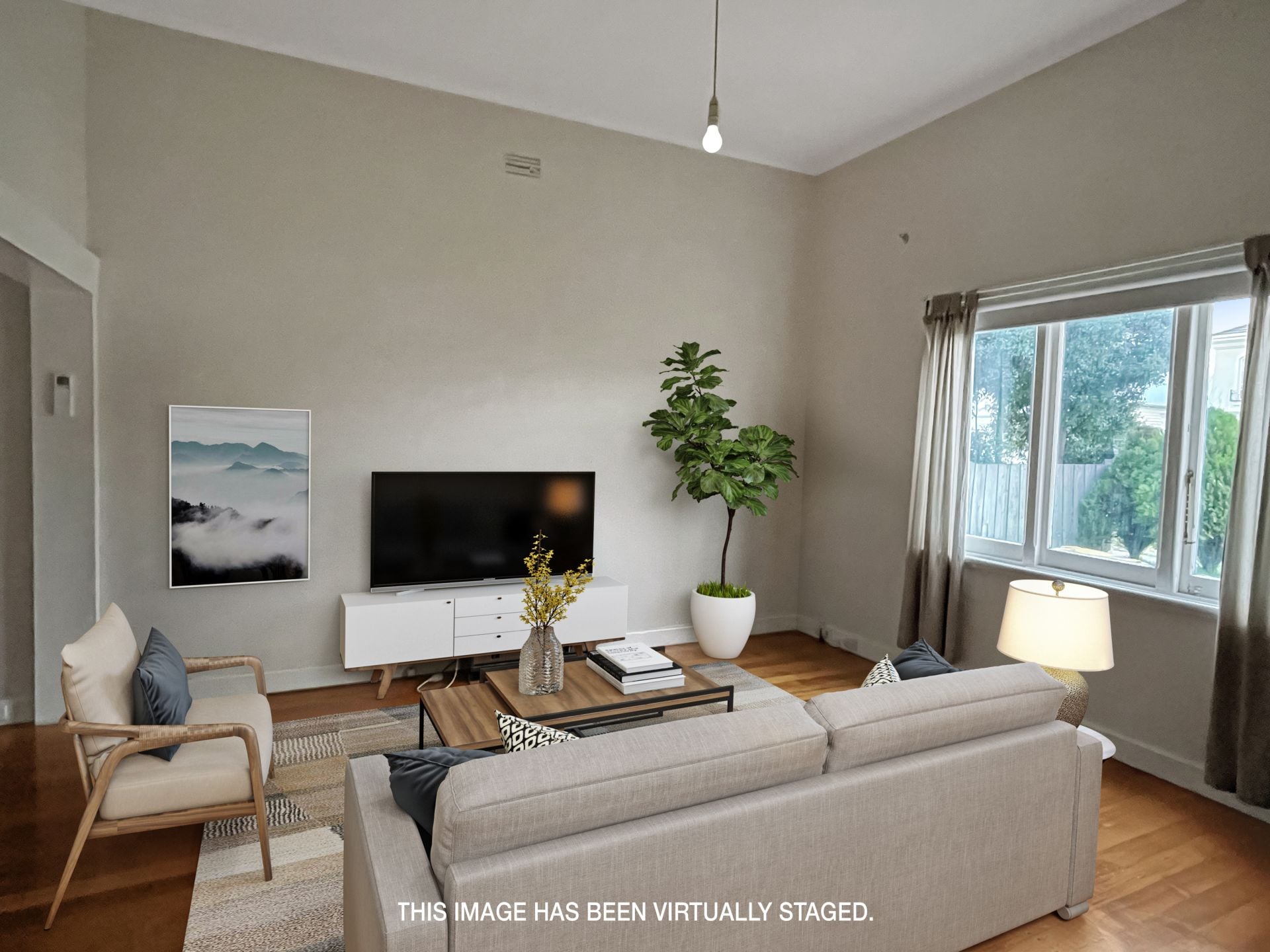 Spacious Three-Bedroom In A Superb Location!