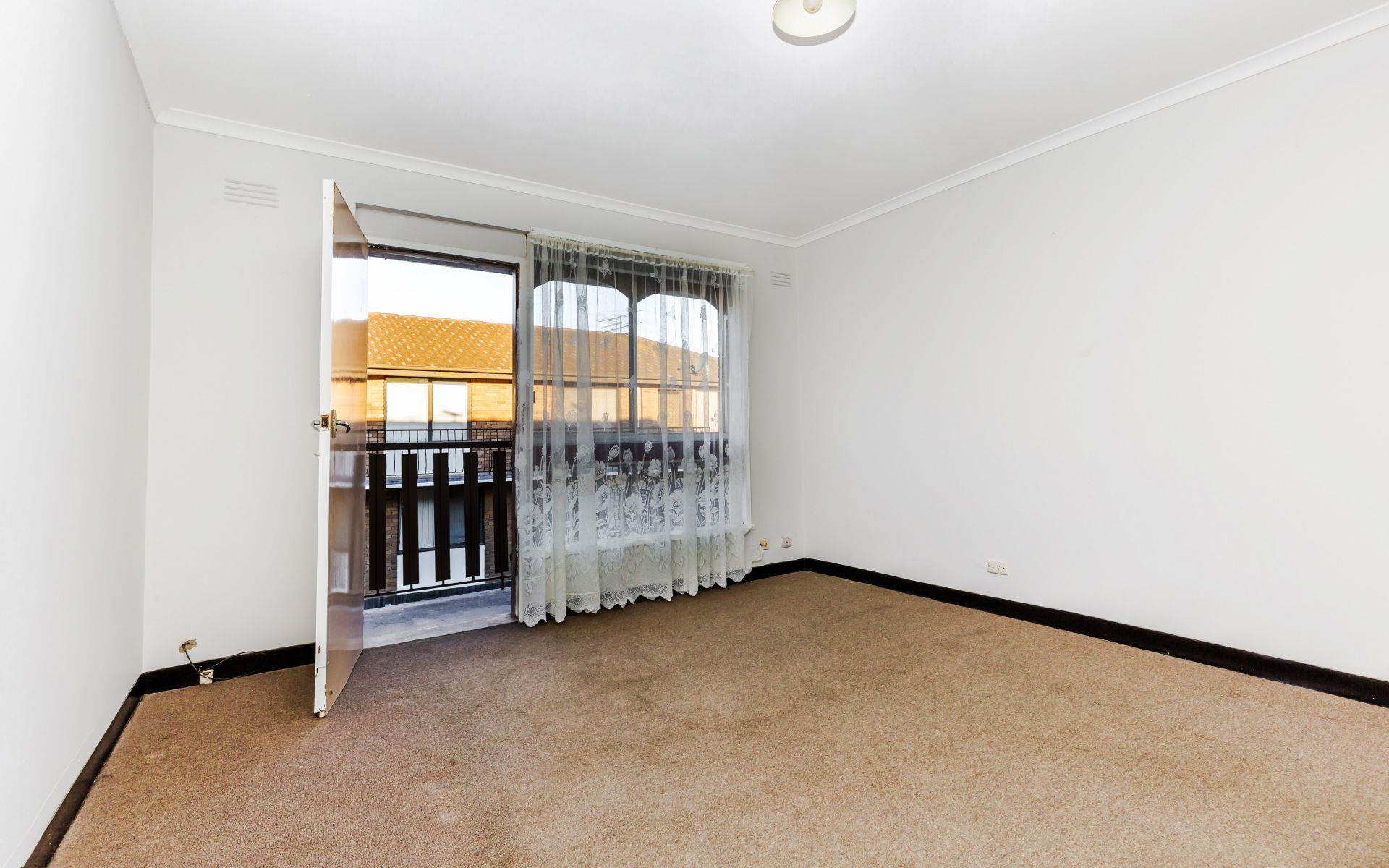 8/15 Beaumont Parade, West Footscray - Thumbnail 4