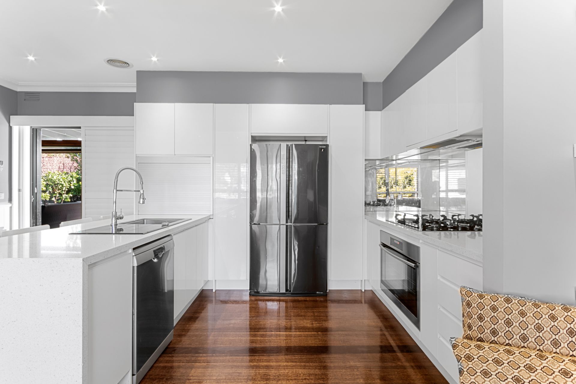 Immaculate House in Sensational Location