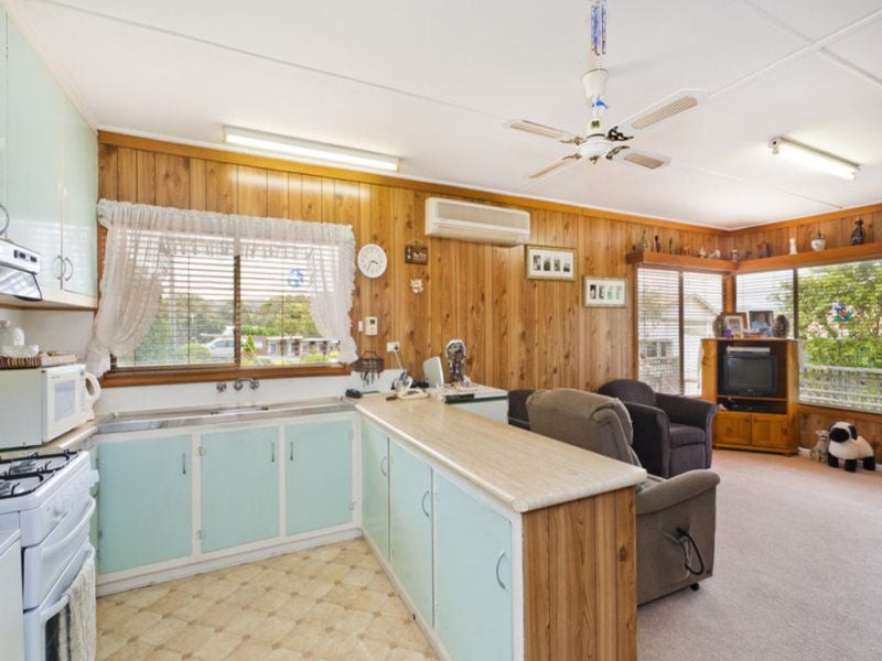 21 Great Ocean Road, Marengo - Thumbnail 3