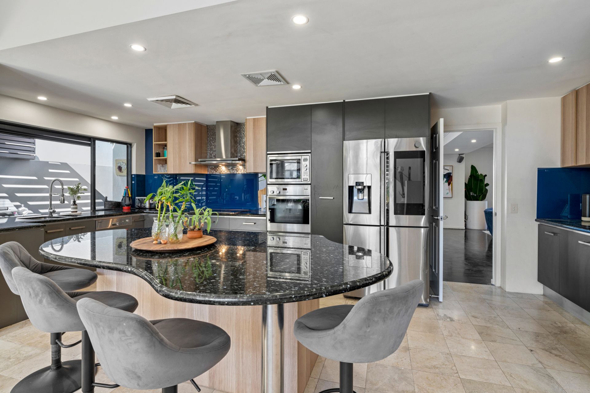 $ 2,250,000, Runaway Bay - Thumbnail 7