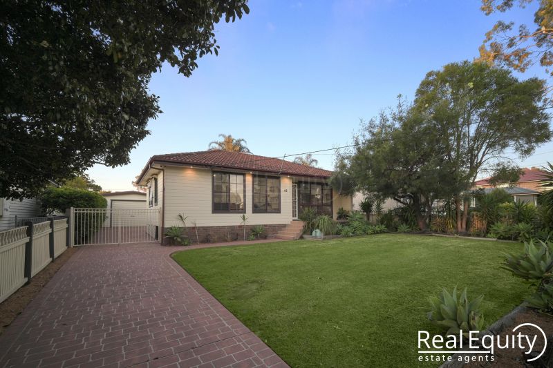 Real Estate For Sale 60 Mubo Crescent Holsworthy , NSW