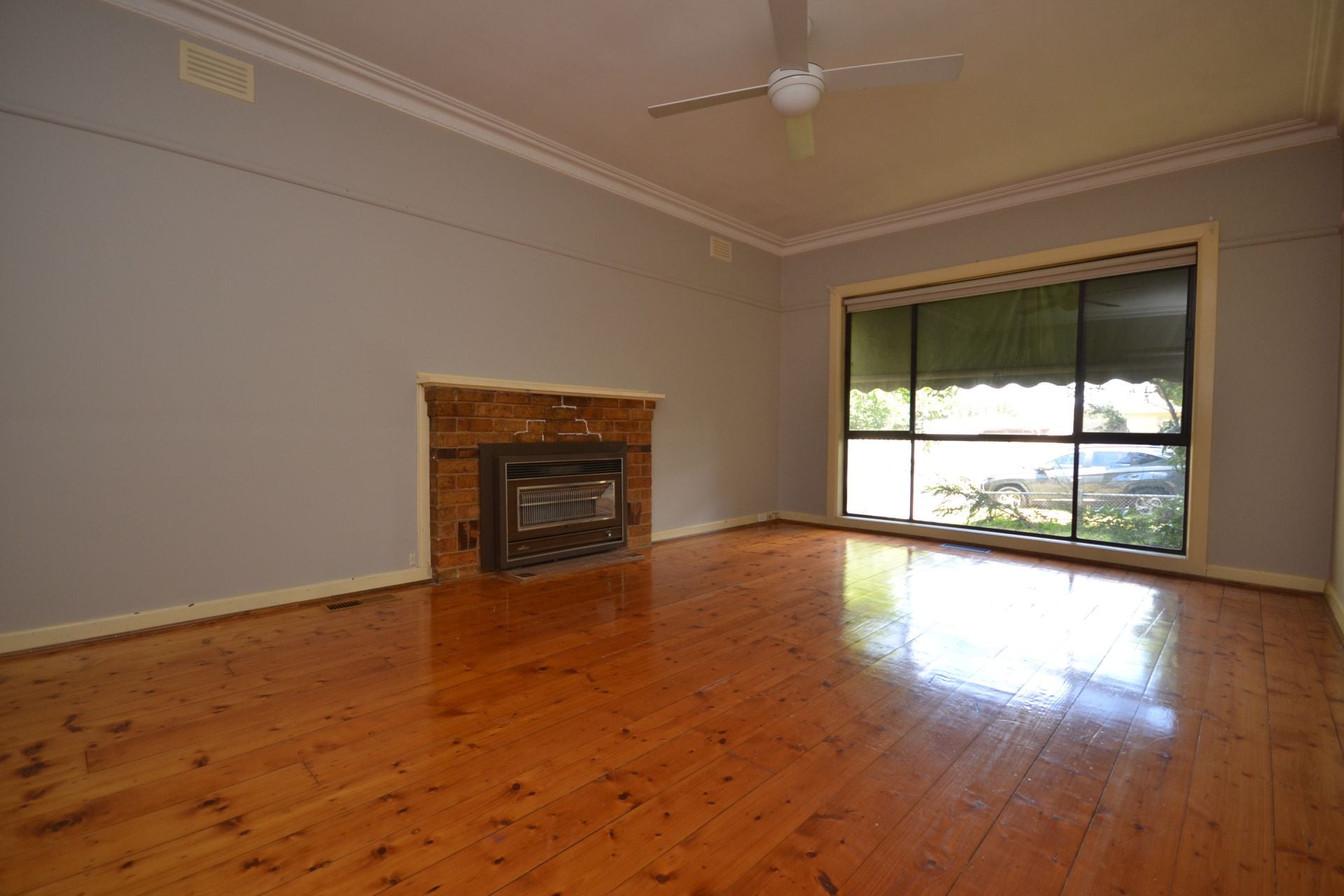 LARGE PLACE TO CALL HOME WITH AN ABUNDANCE OF SPACE!