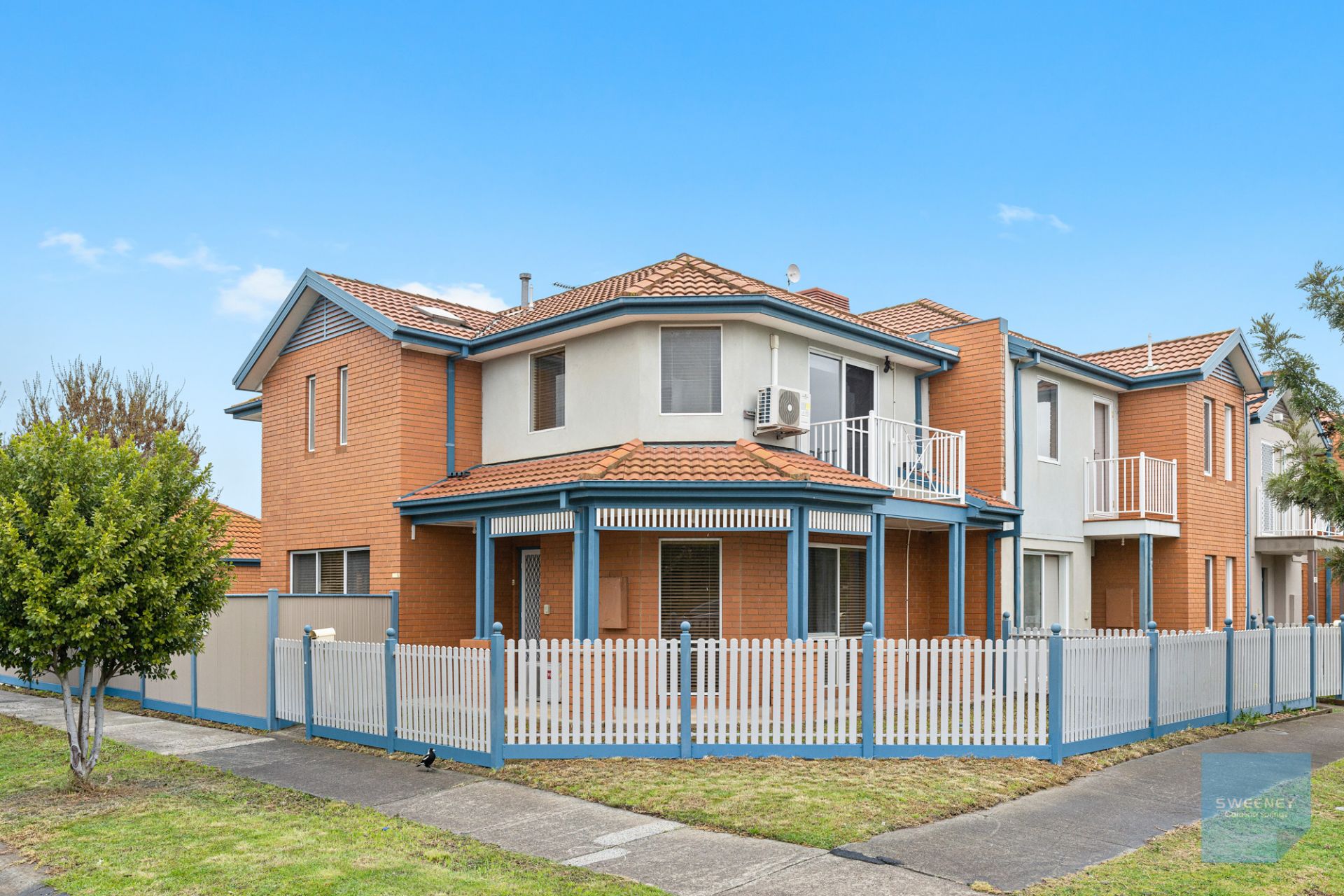 33 Odonnell Drive, Caroline Springs - Thumbnail 2