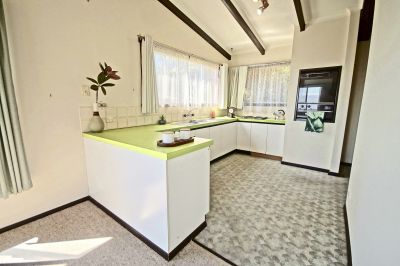 8 Illaroo Avenue, East Devonport, East Devonport - Thumbnail 4