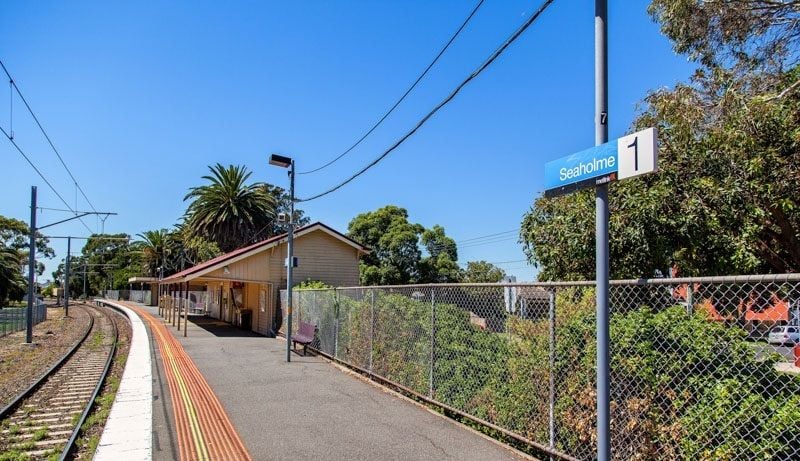 8 Scullin Street, Altona - Thumbnail 7