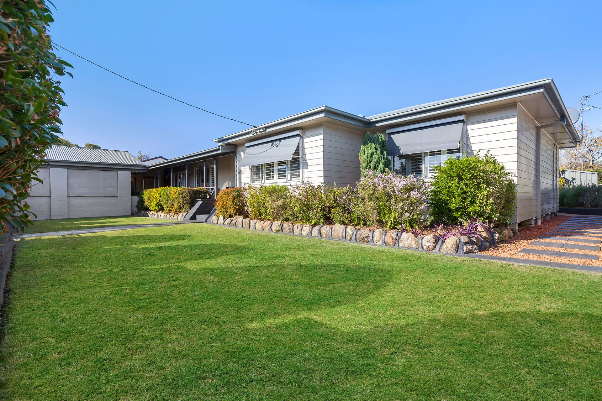 Real Estate For Sale 106 Seaham Street Holmesville , NSW