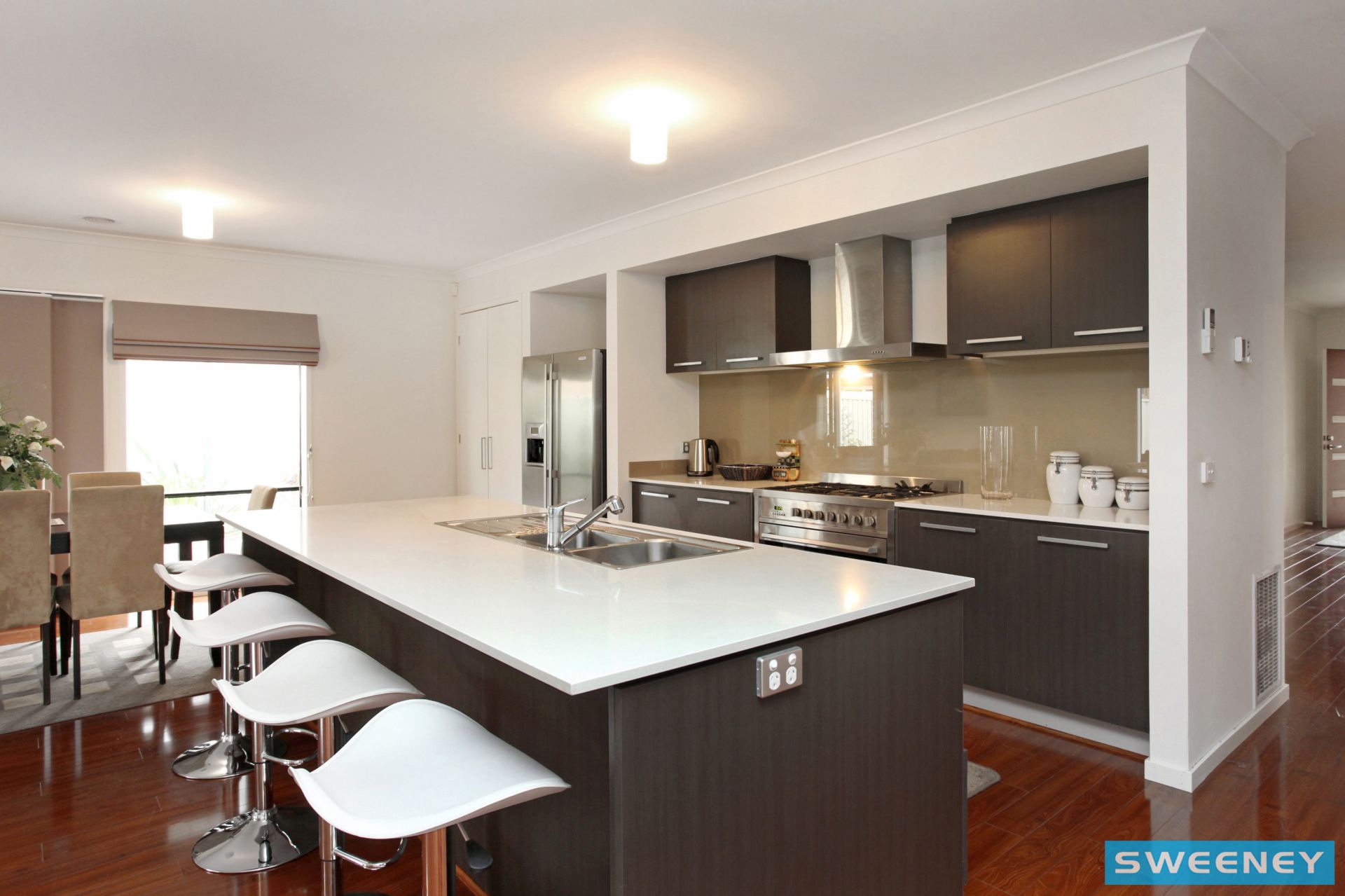 10 Tweed Place, Caroline Springs - Thumbnail 4