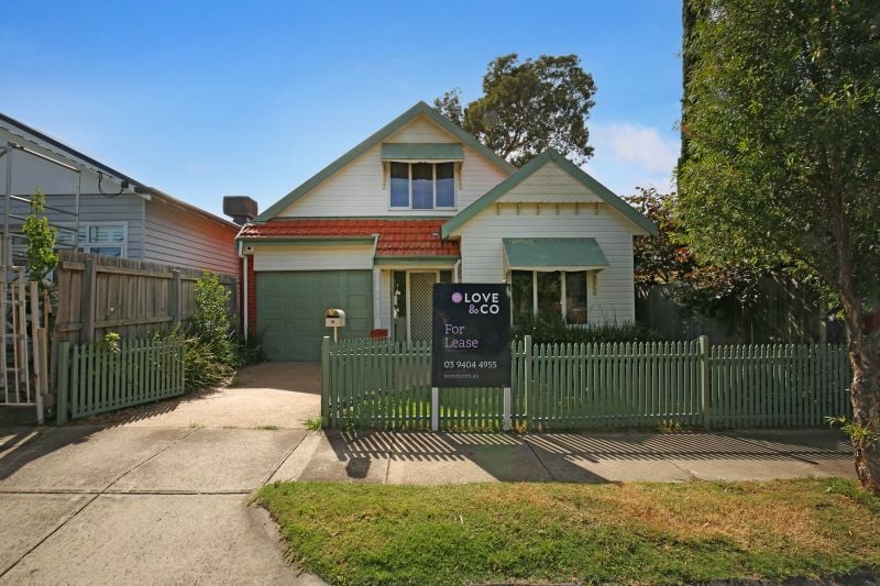 10 Saunders Street, Coburg