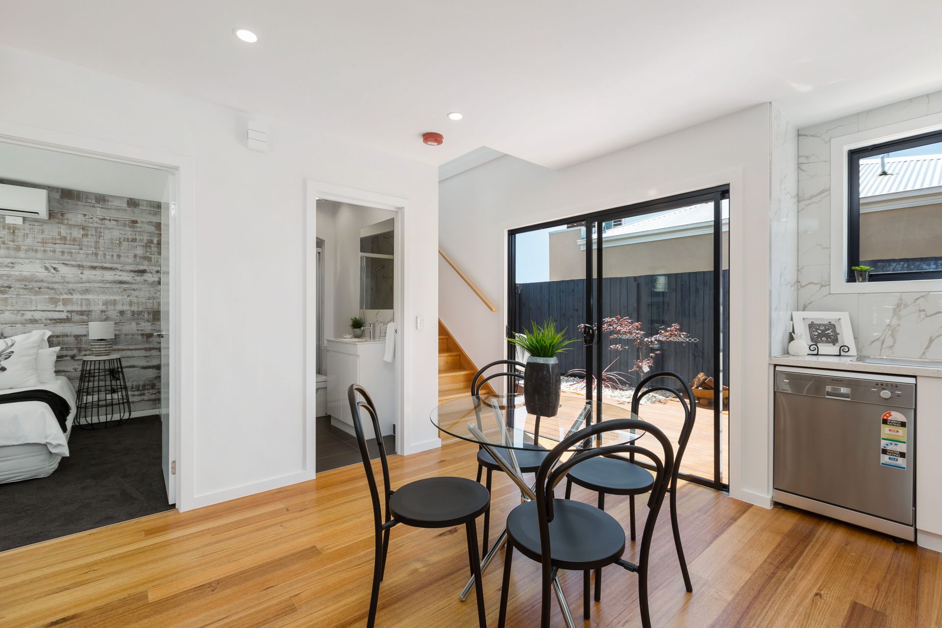 10 Leigh Street, Footscray - Thumbnail 6