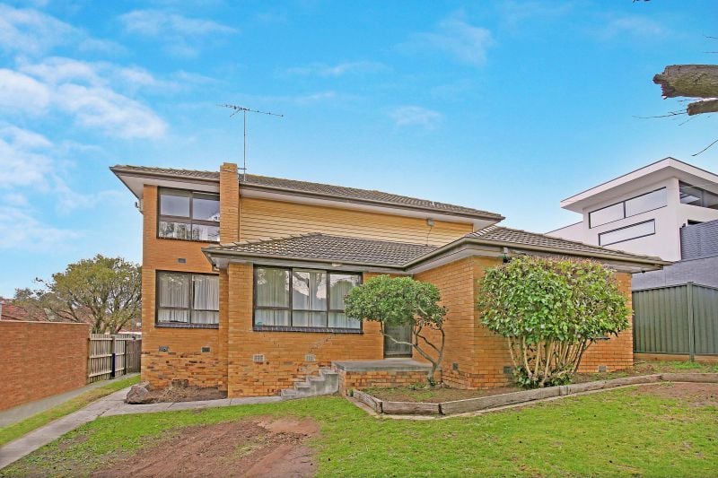 15 Ruby Street, Essendon West