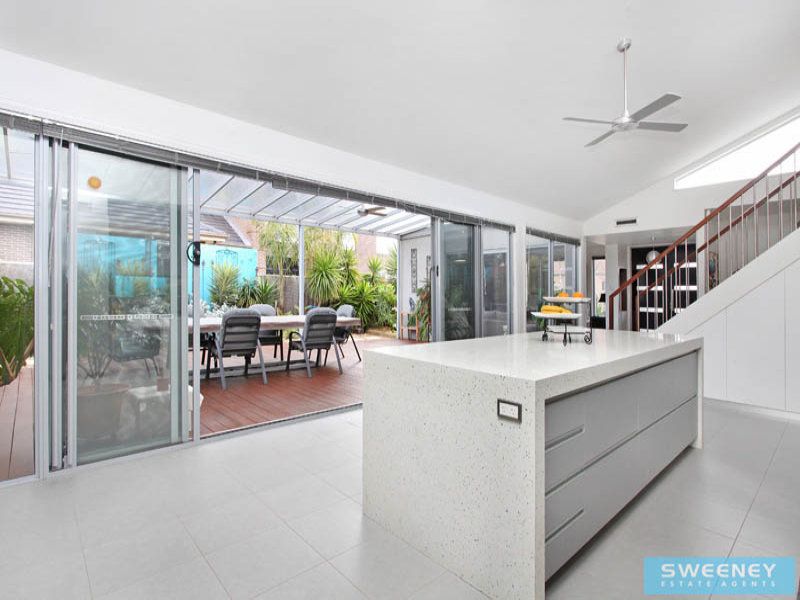 8 Narracan Close, Caroline Springs - Thumbnail 6
