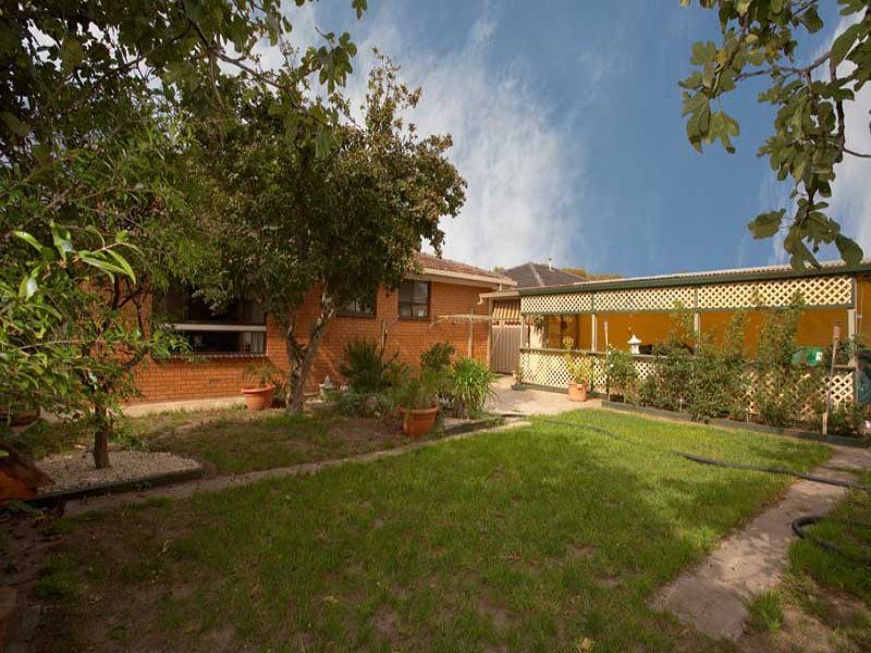 13 McIntyre Drive, Altona - Thumbnail 3