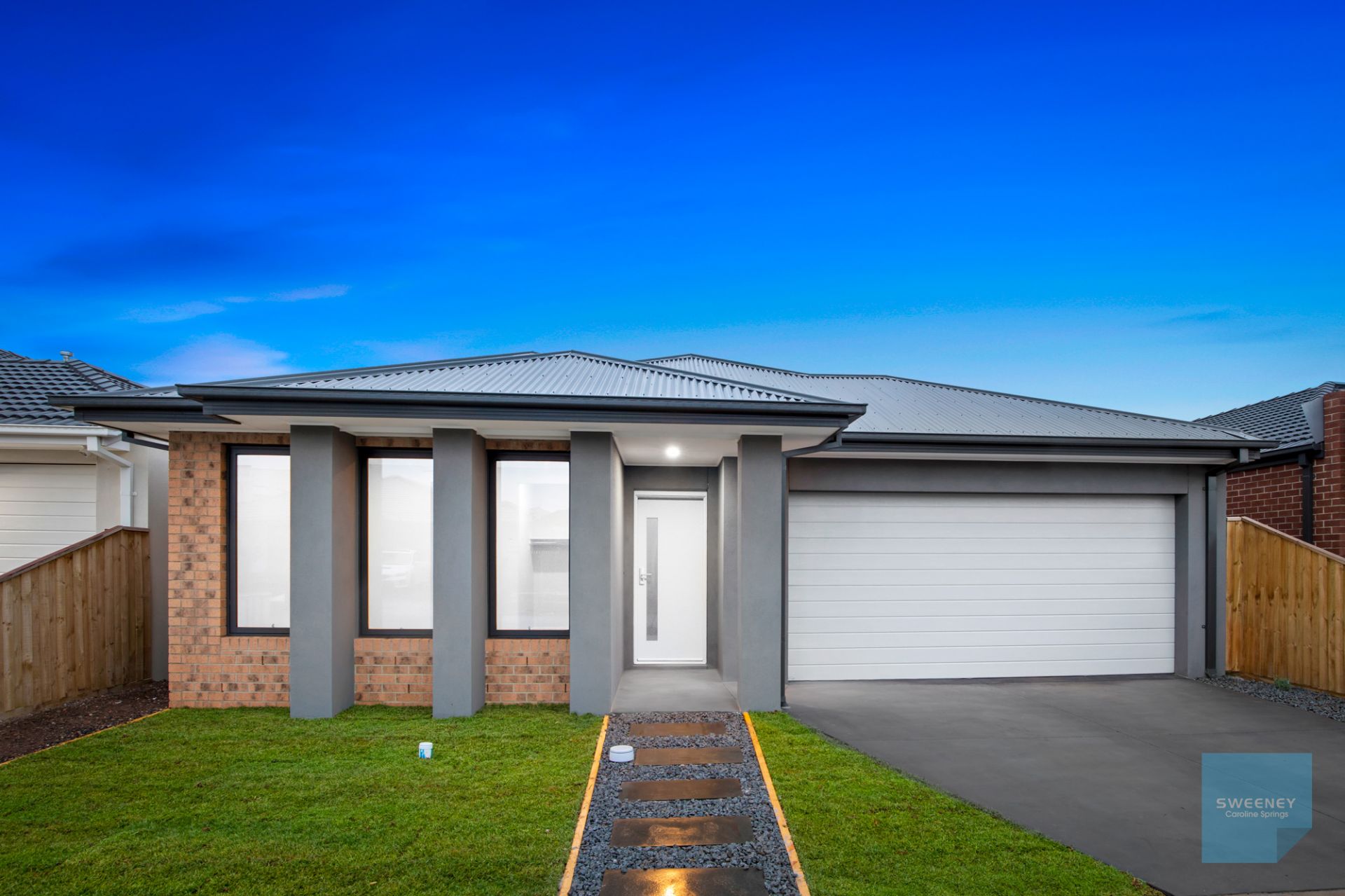 18 Senise Street, Fraser Rise - Thumbnail 2