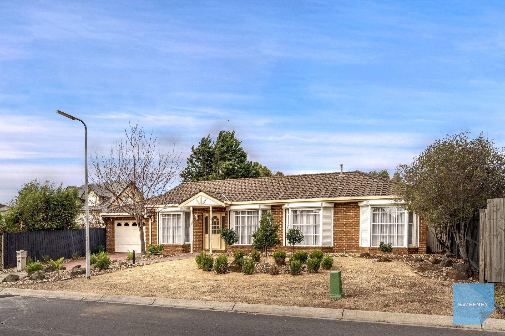 22 Stagecoach Crescent, Sydenham - Thumbnail 2