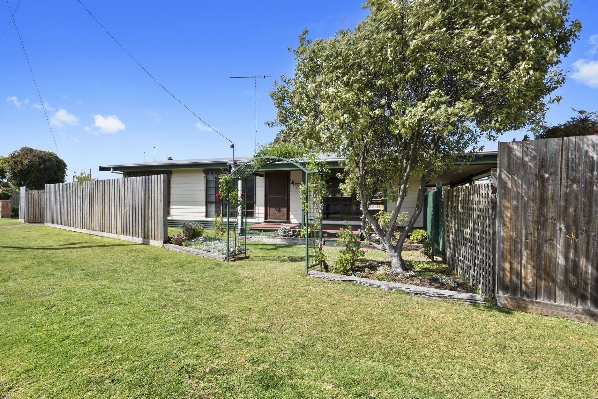 91 Sunset Strip Ocean Grove VIC, Ocean Grove - Thumbnail 3