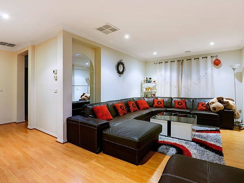 2/42 Galvin Street, Altona - Thumbnail 3