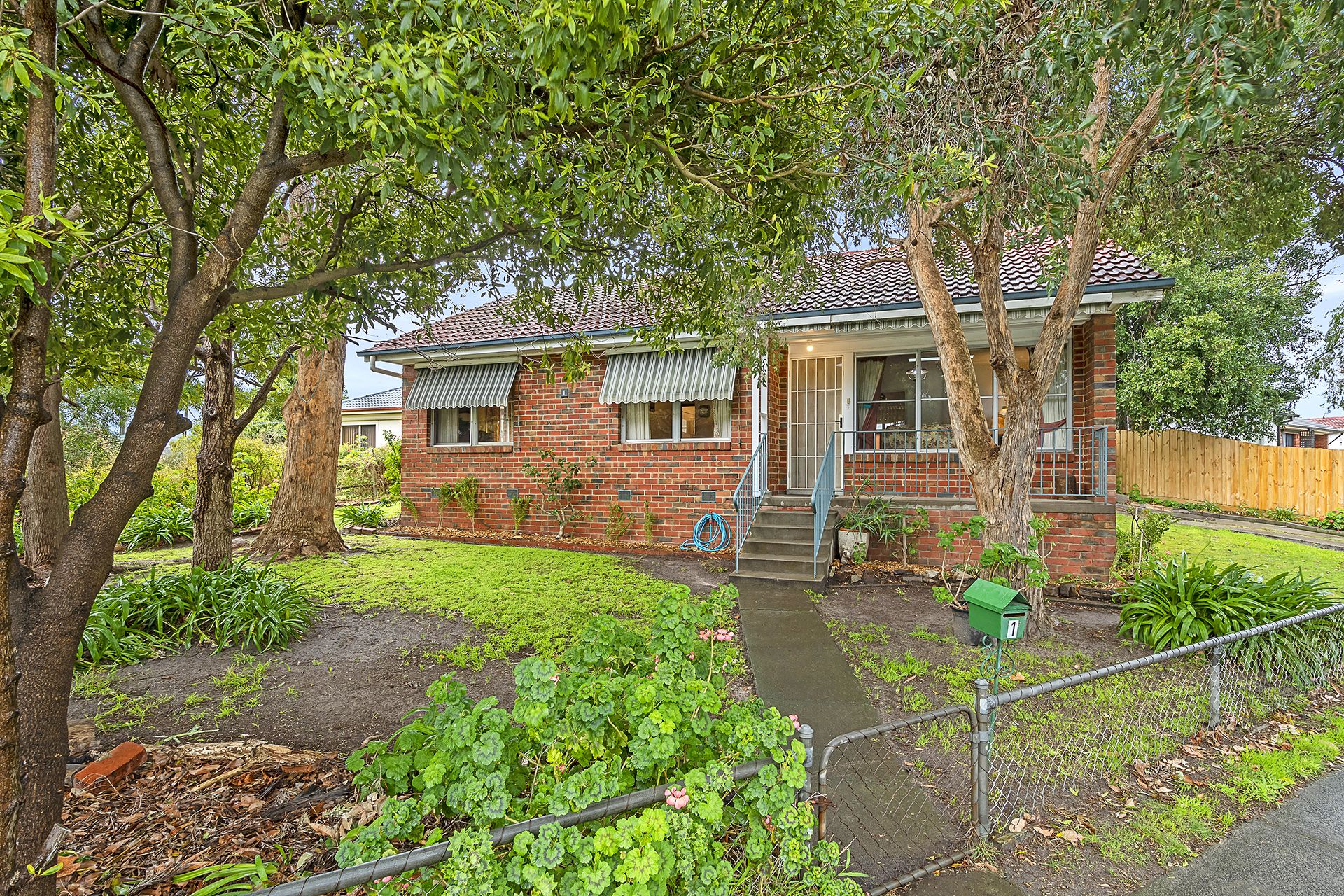 1 Rosemary Crescent, Frankston North OBrien Real Estate