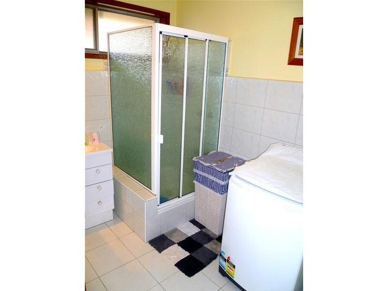 Affordable & Stylish 2 Bedroom Unit with Heating & Cooling!