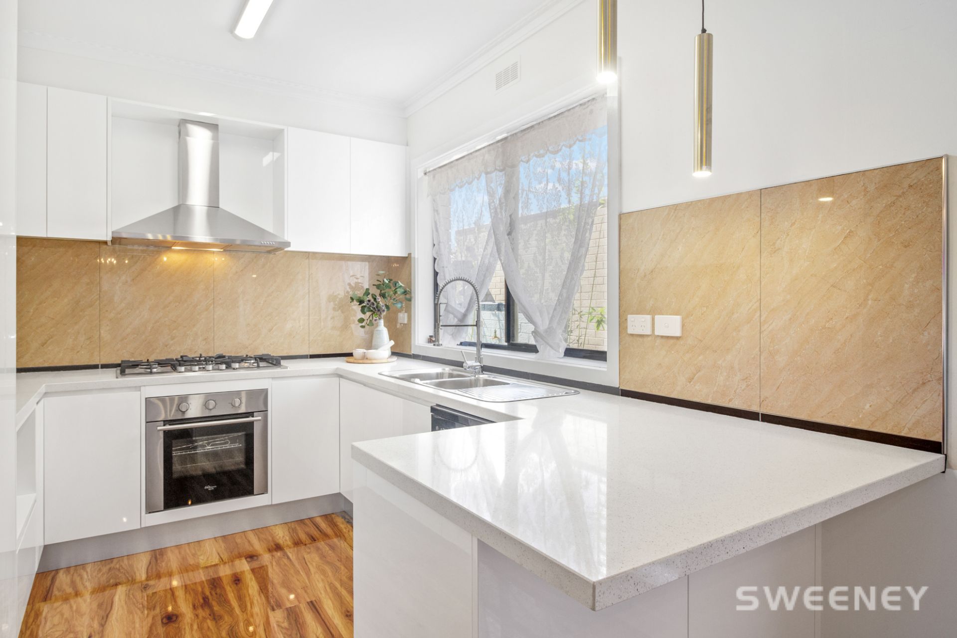 10 Pole Street, Seddon - Thumbnail 2
