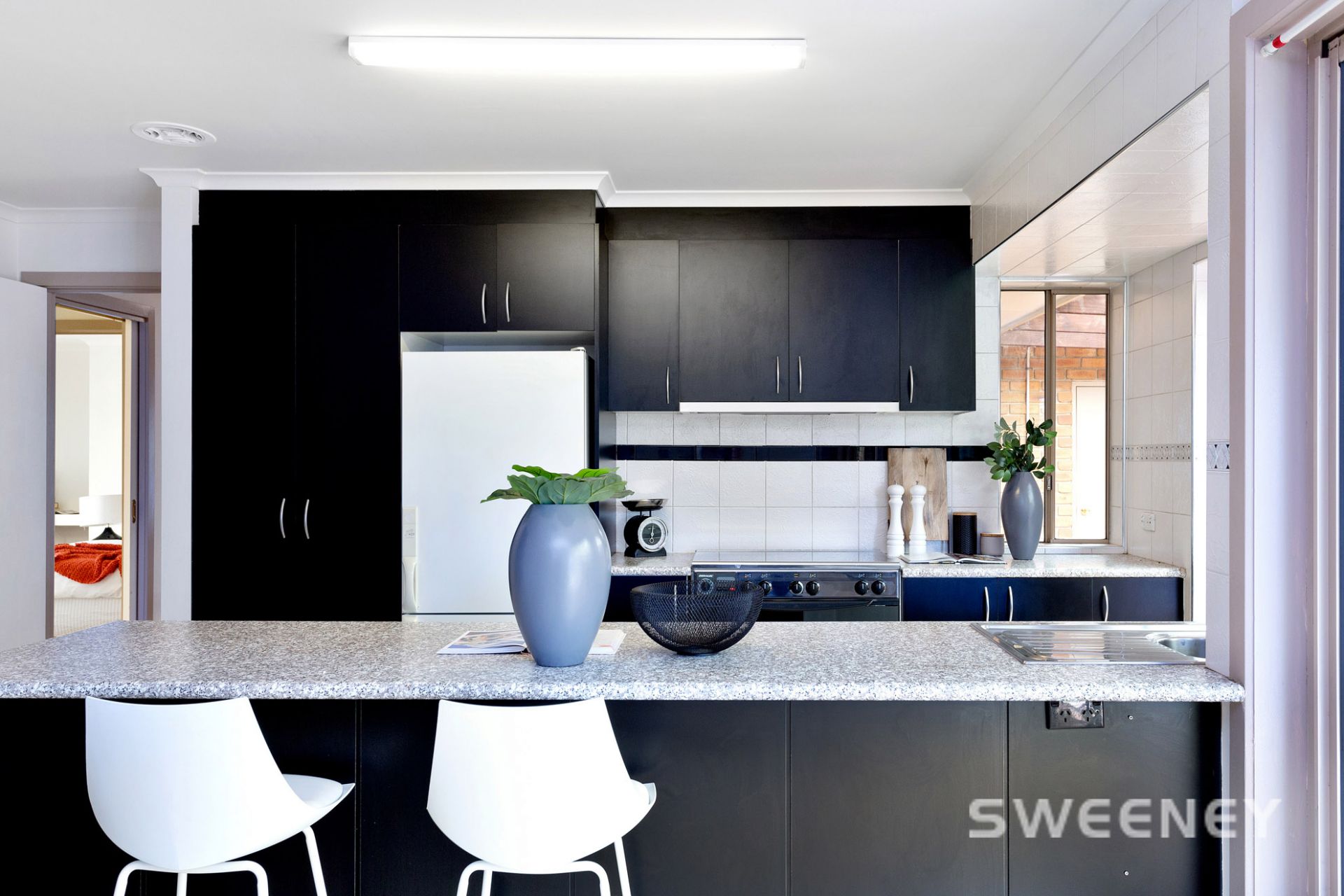 6 Knightsbridge Avenue, Altona Meadows - Thumbnail 8