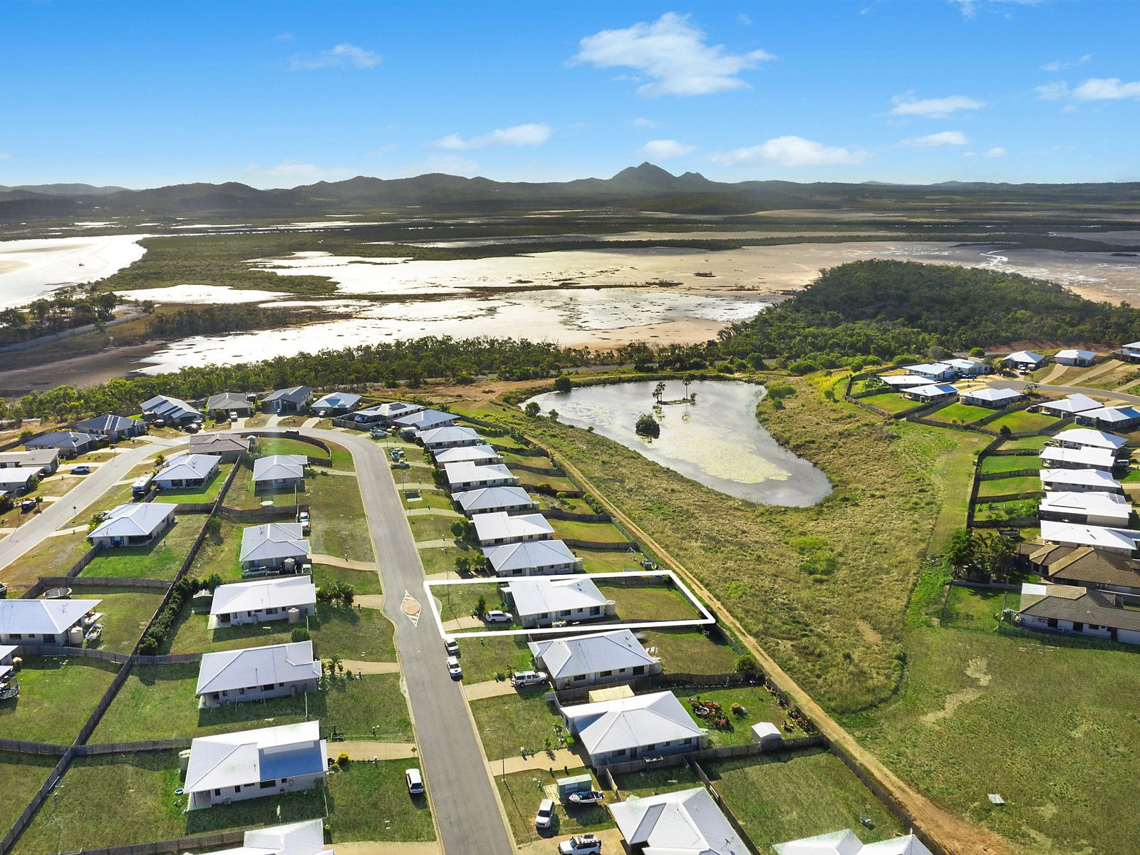 Real Estate For Sale - 16 Falcon Crest - Zilzie , QLD