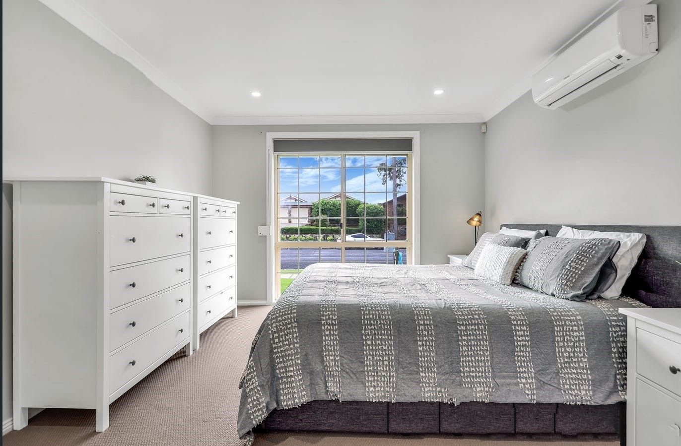 Real Estate For Lease 8 Wolseley Road Mcgraths Hill , NSW