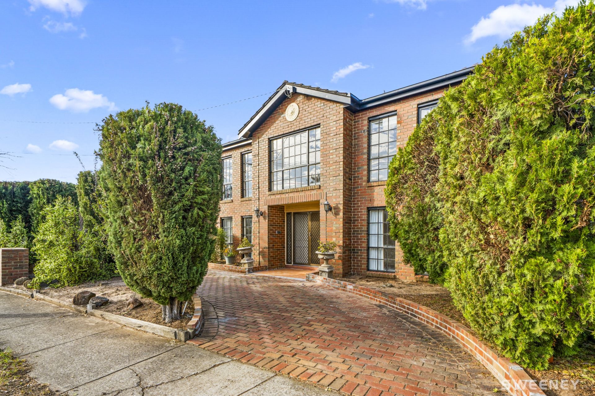 1 Thompson Court, Altona Meadows - Thumbnail 2