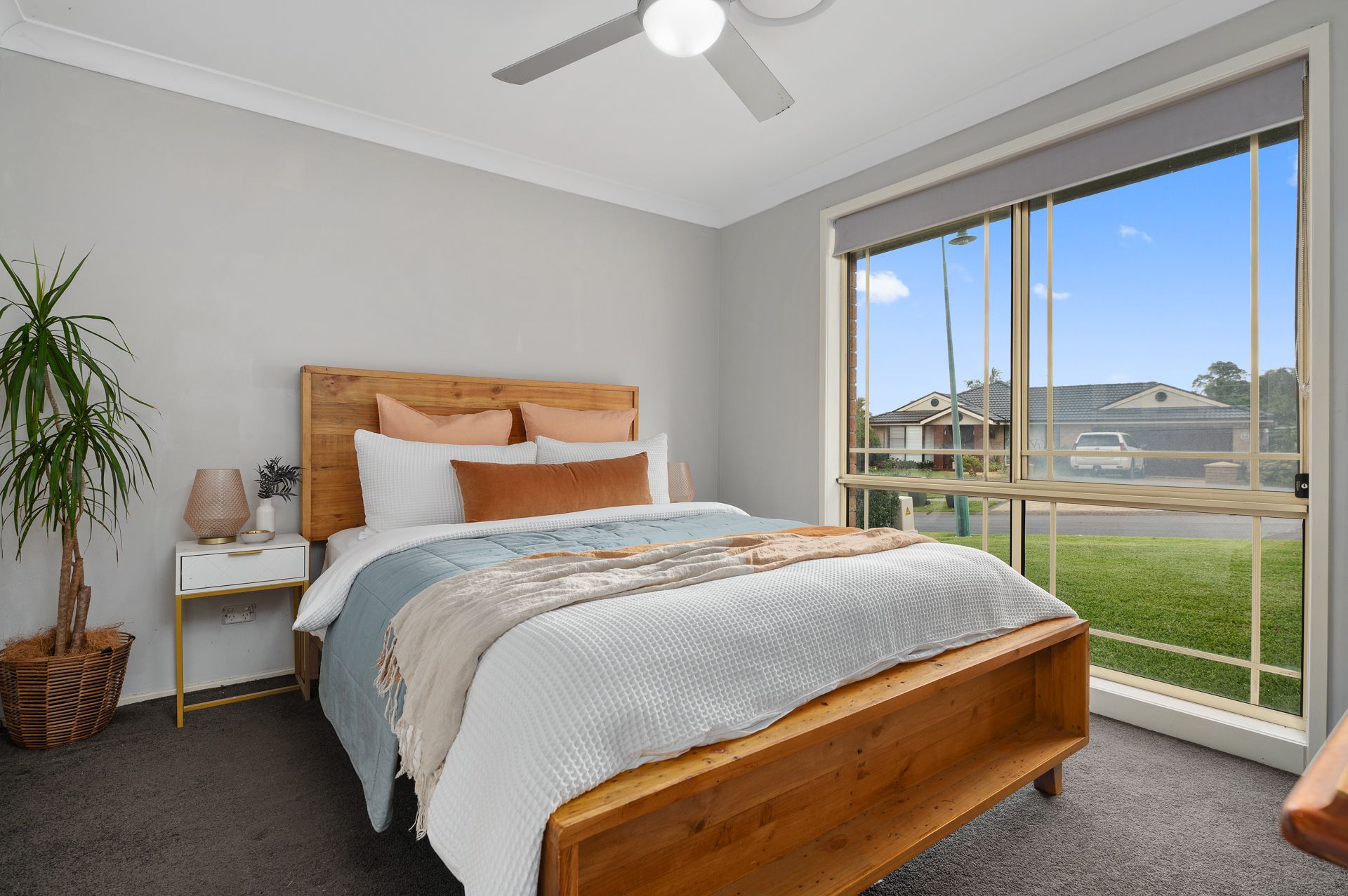 Real Estate For Sale 32 Peppercorn Crescent Fletcher , NSW