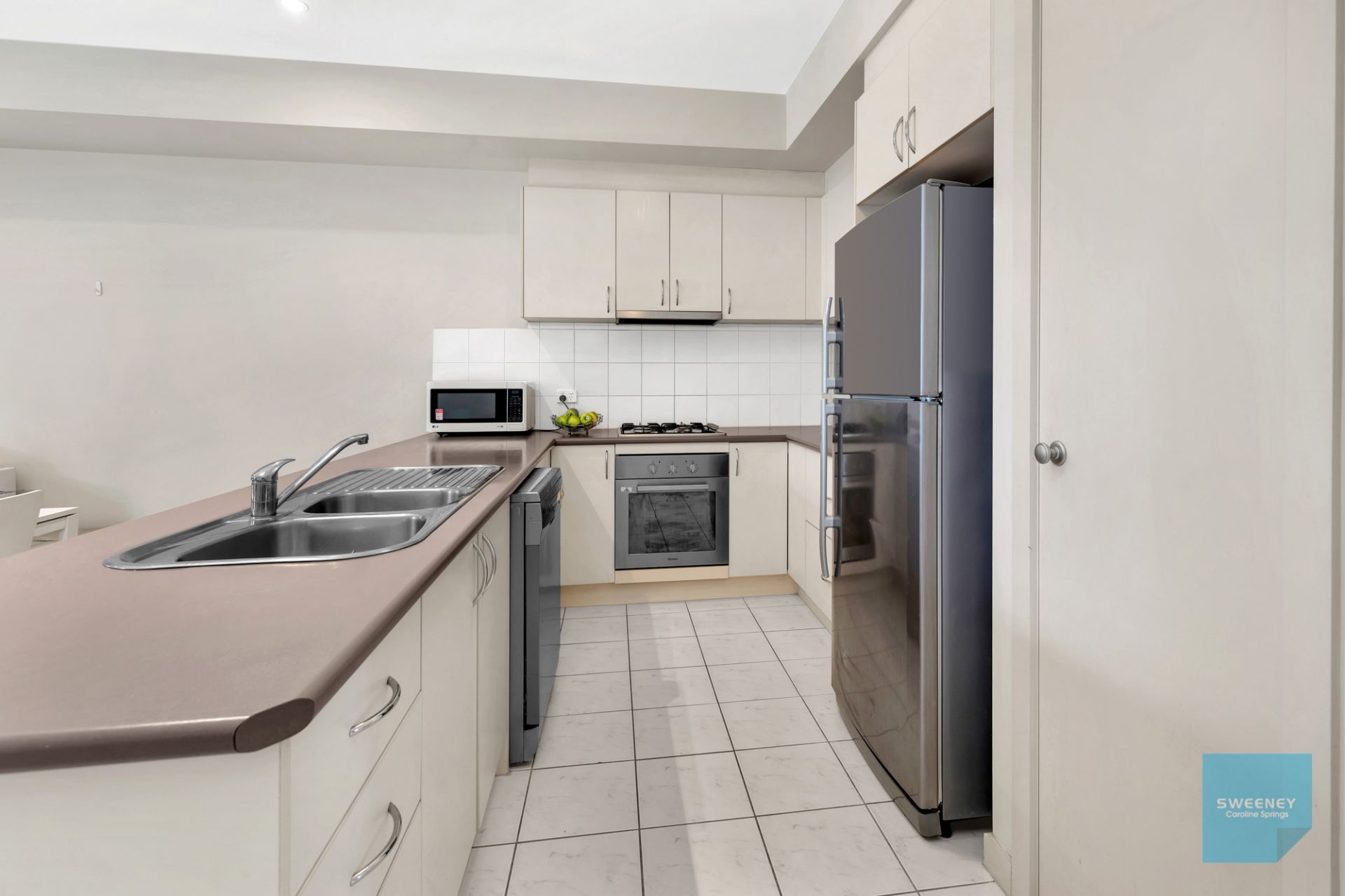 419 Hume Drive, Caroline Springs - Thumbnail 7