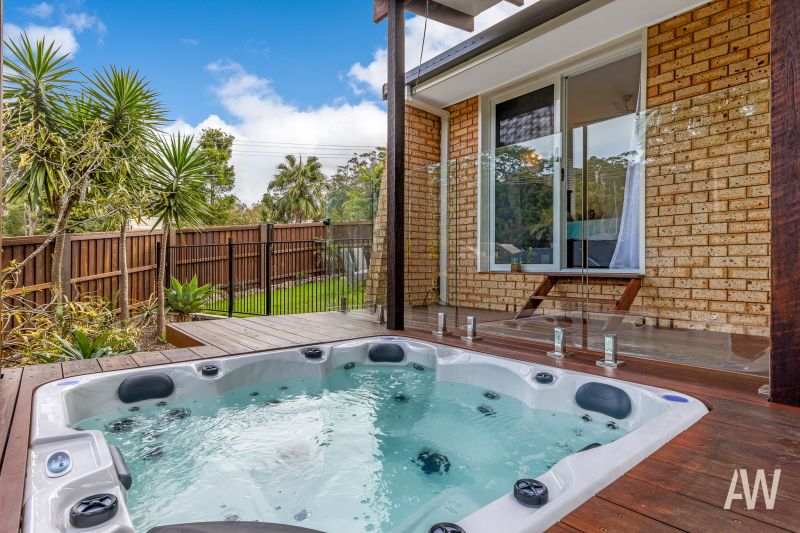 Stylishly Renovation Retains Charm & Warmth!