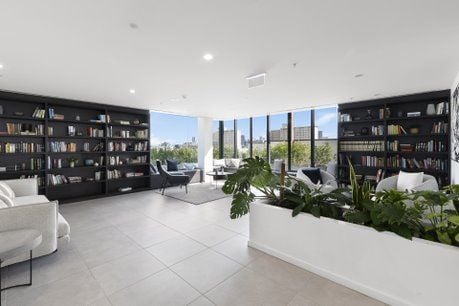UNDER APPLICATION - Inner-city boutique living