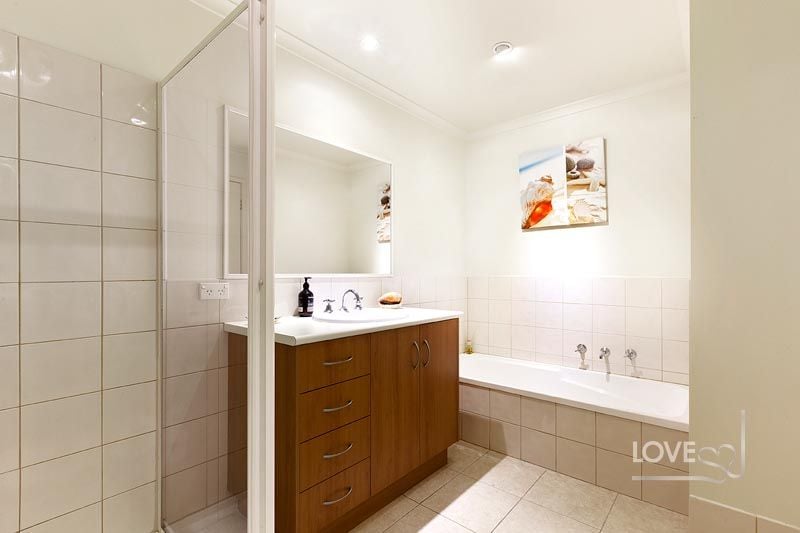 Inner city living with an abundance of space!