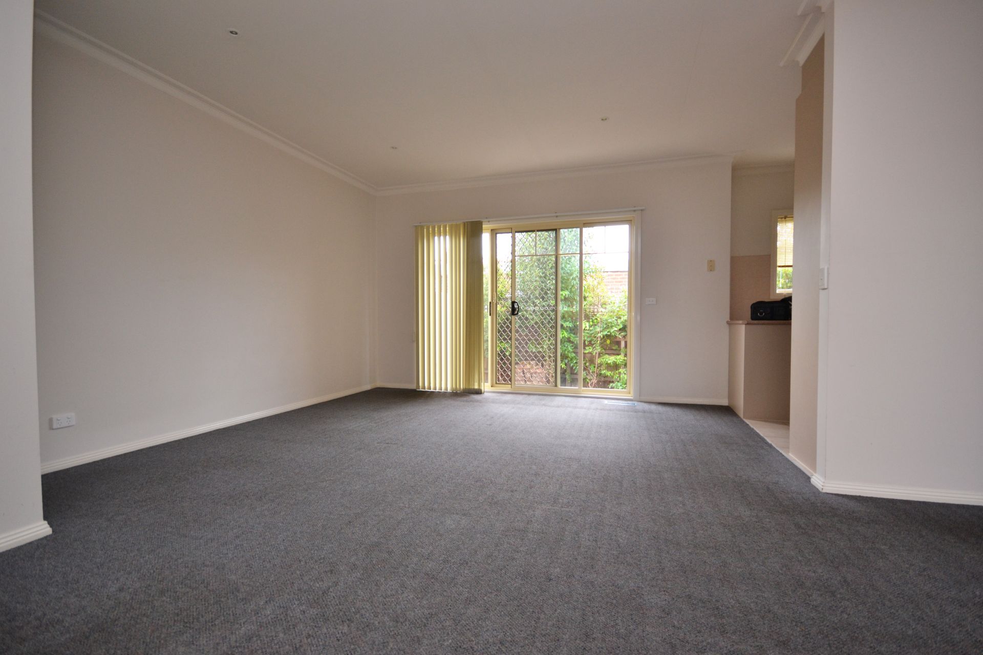 A PROPERTY TO CATCH YOUR EYE