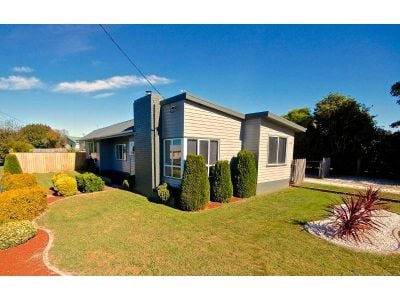 3
 
 
 
  
 
 
 1
 
 
 
  
 
 
 1
 
 
 
 
 
 
 
 103 Madden Street, DEVONPORT TAS 7310, Devonport - Thumbnail 2