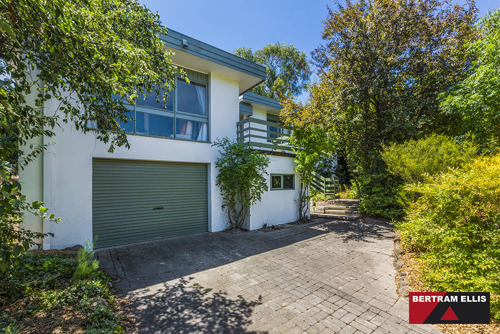 28 Nemarang Crescent, Waramanga - Thumbnail 2