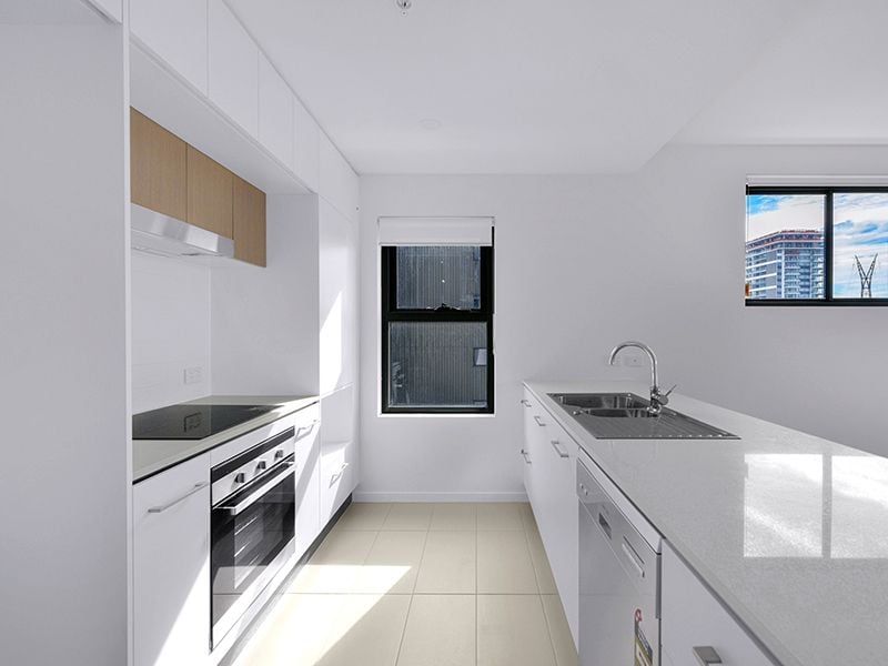 604/8 Masters Street NEWSTEAD QLD, Newstead - Image 1