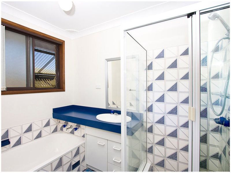 22 Holborrow Avenue, Richmond - Thumbnail 8