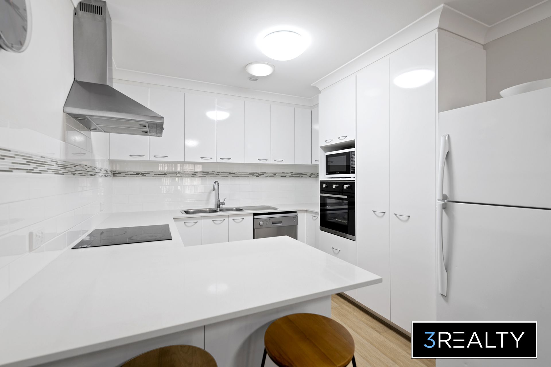 6A Madeleine Avenue, Charlestown - Thumbnail 3