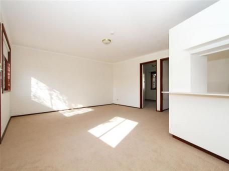 SUN, SPACE & EASY LIVING