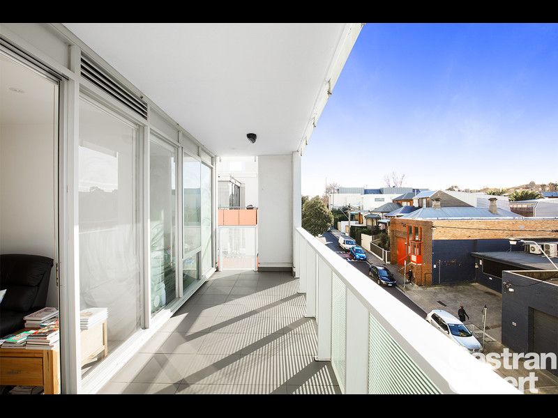 305/77 River Street, South Yarra - Thumbnail 2