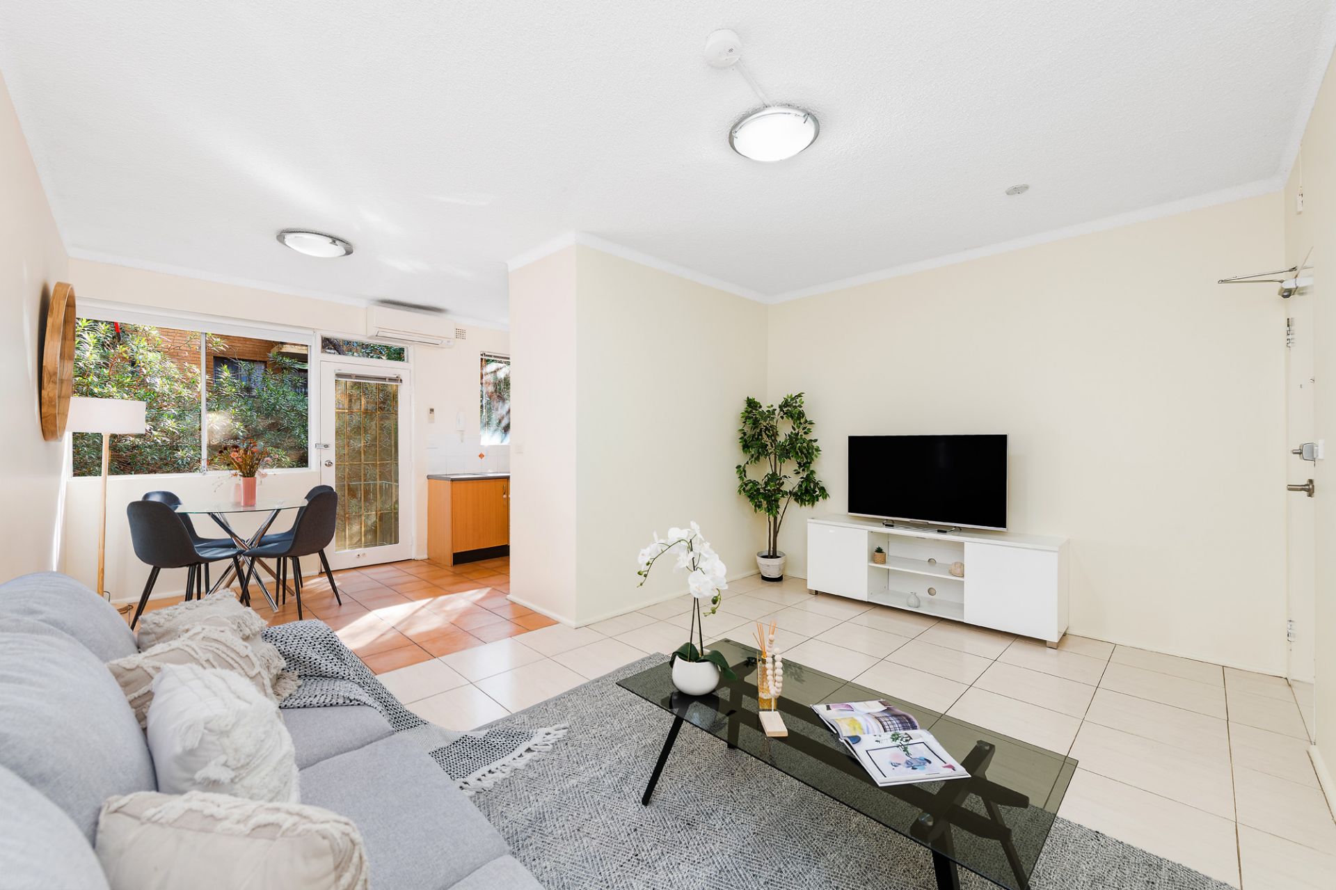 6/43 Henley Road, Homebush West, West - Thumbnail 2