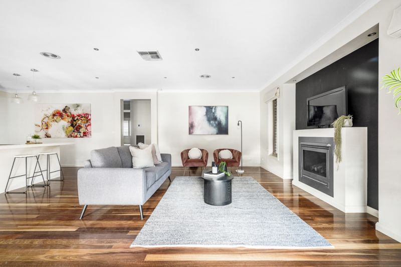 24 The Avenue, Caroline Springs - Thumbnail 7