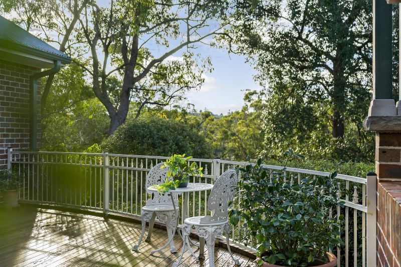 36 Surveyor Abbot Drive, Glenbrook Chapman Real Estate