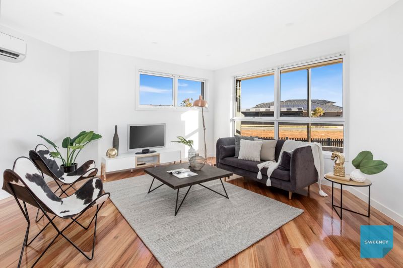 1/17 Lockwood Court, Fraser Rise - Thumbnail 5