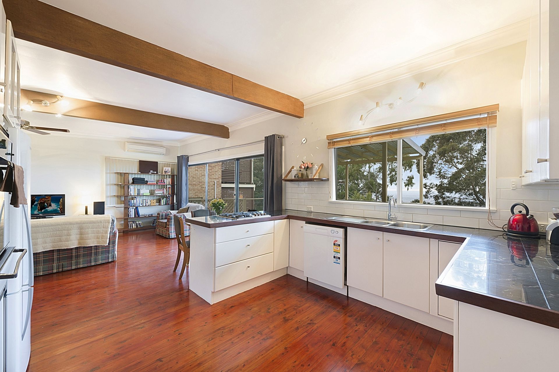 5 Bellbird Crescent, Bowen Mountain - Thumbnail 6