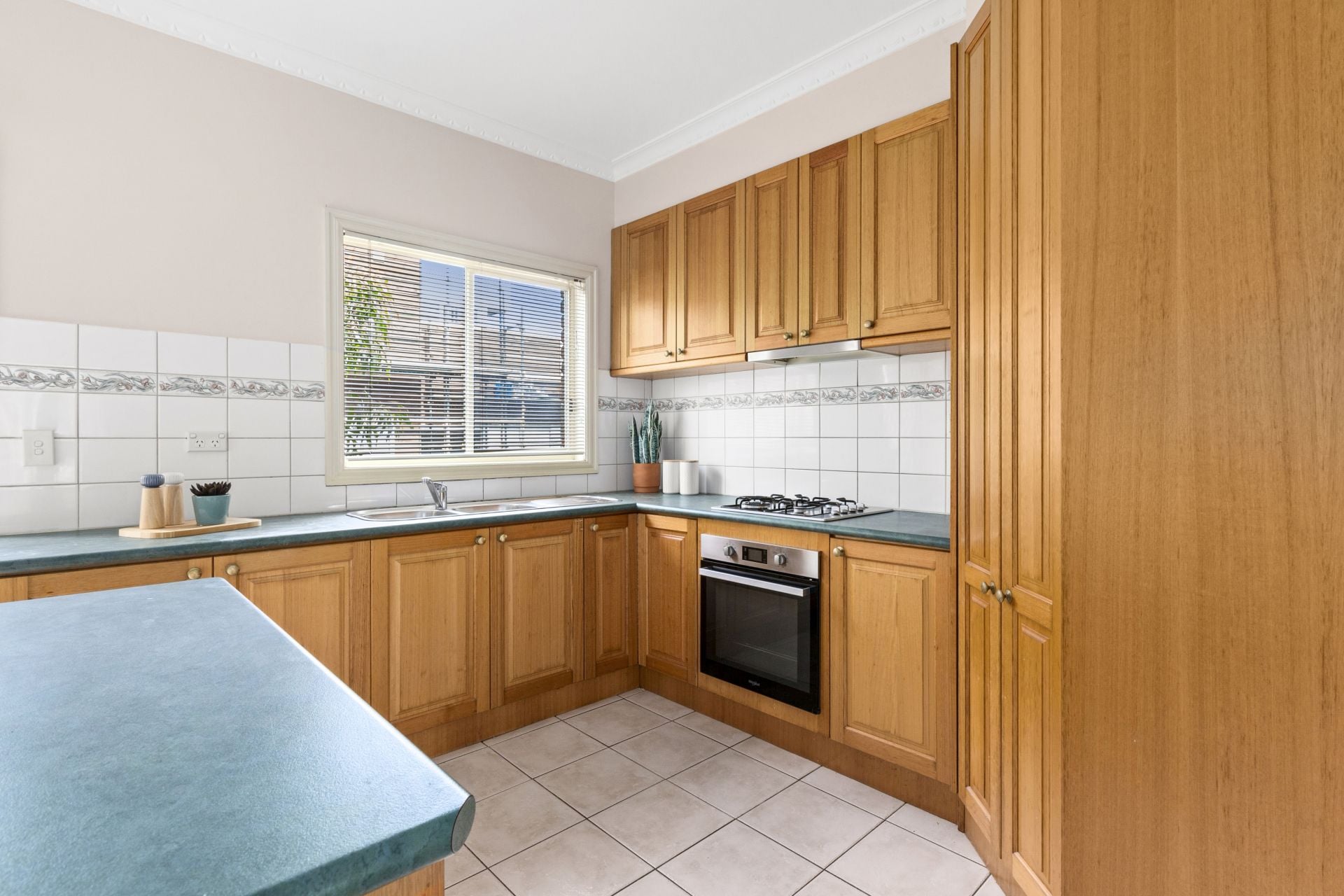 Sunny, Spacious & Superbly Located