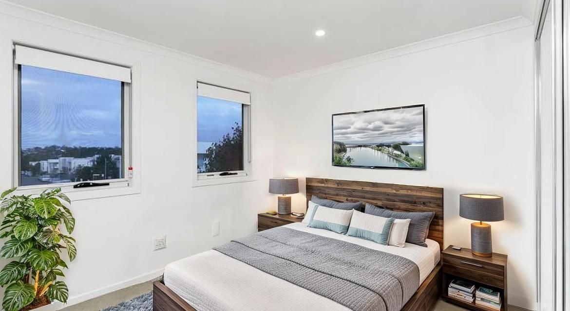 Denham Court 70 Indigo Crescent
